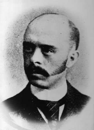 Carl E. Lindsay